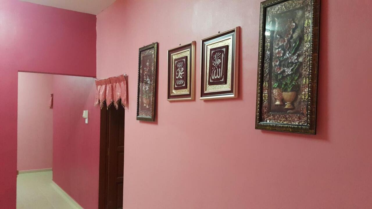 Yasmeen Homestay Kemaman Chukai Kültér fotó